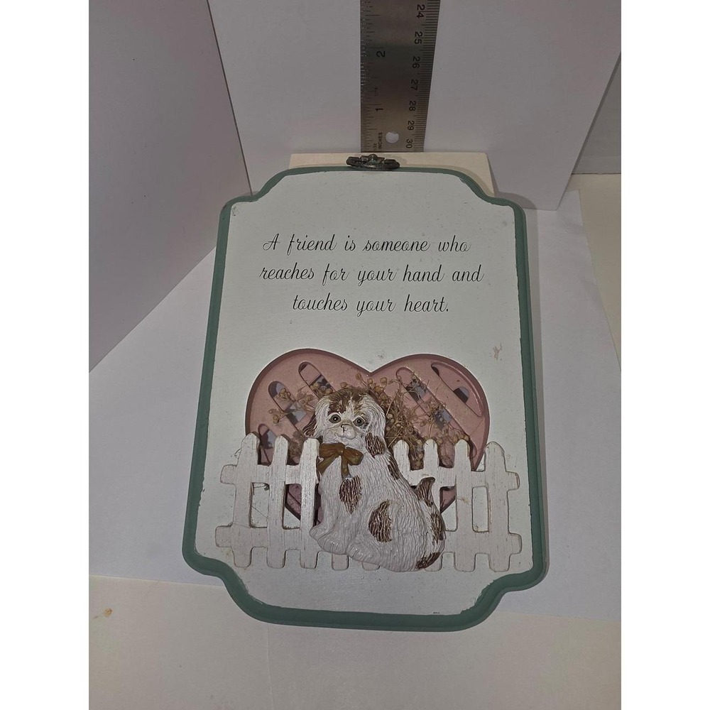 vintage 1980s cottagecore‎ friendship wall plaque features a sweet 3D puppy